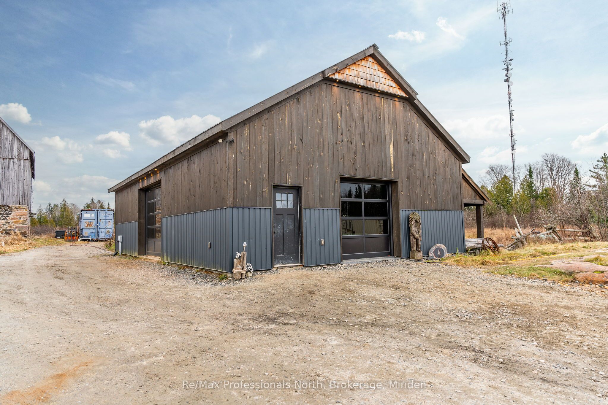 1047 Mccrea Road Property Photo 28