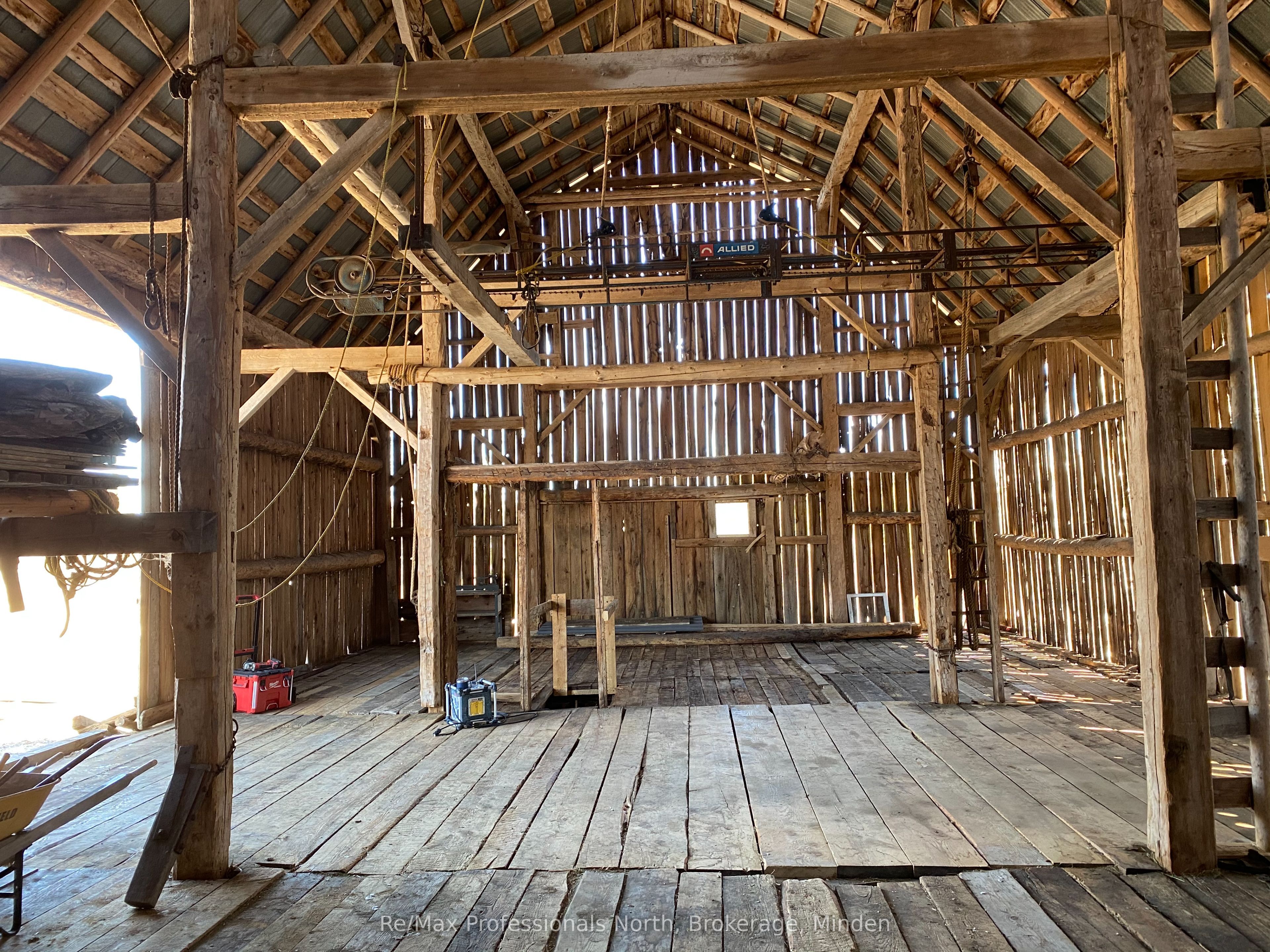 1047 Mccrea Road Property Photo 36