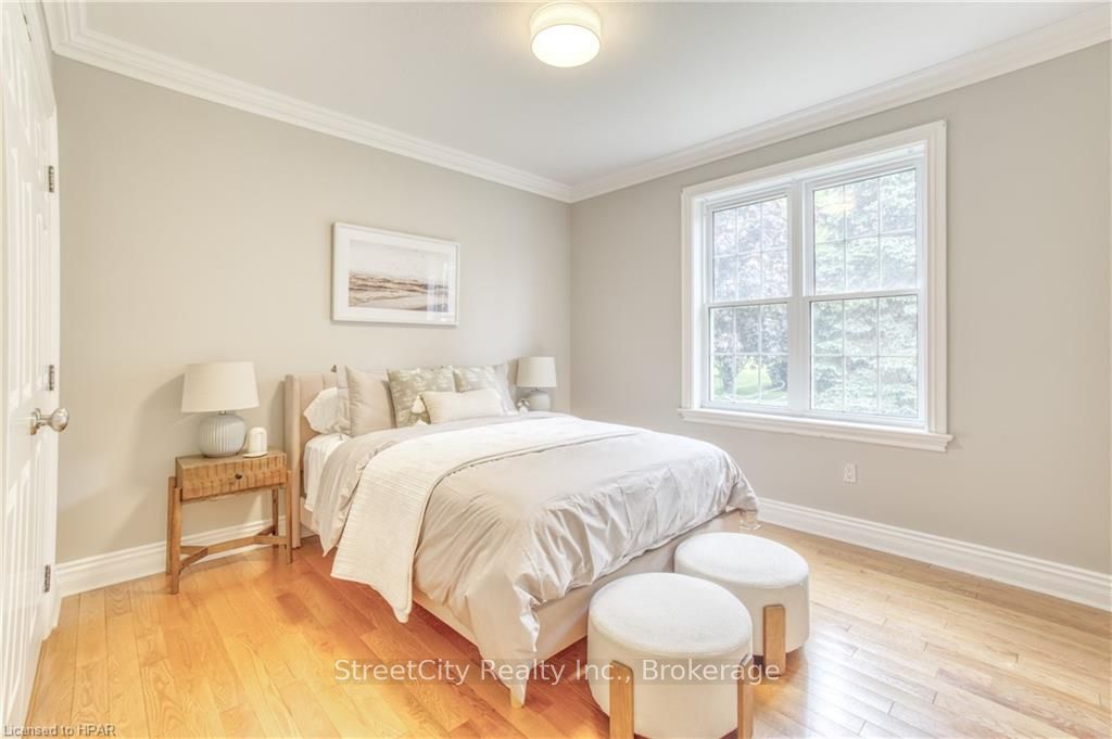 13 Harbour Court Property Photo 20
