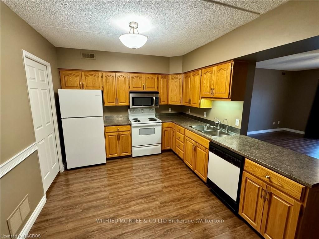 #304 - 203 Mcnabb Street Property Photo 4
