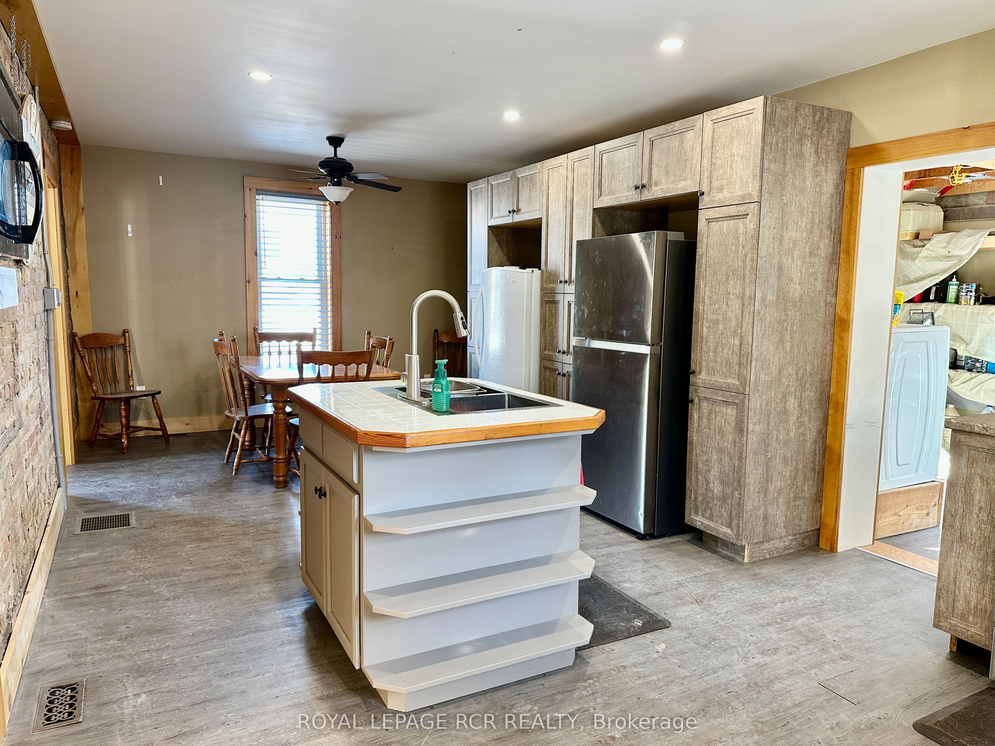 641 10th Avenue Property Photo 10