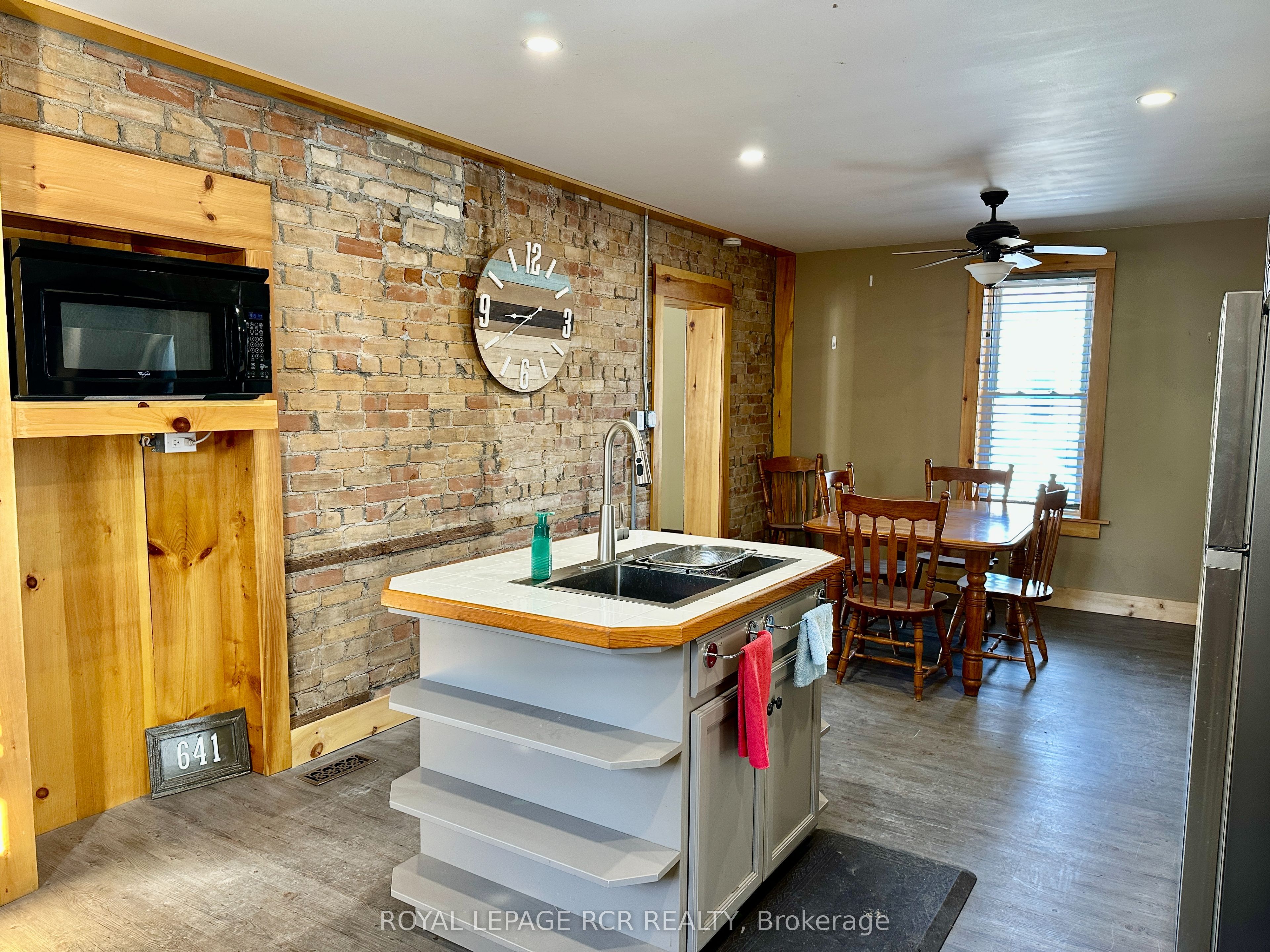 641 10th Avenue Property Photo 11