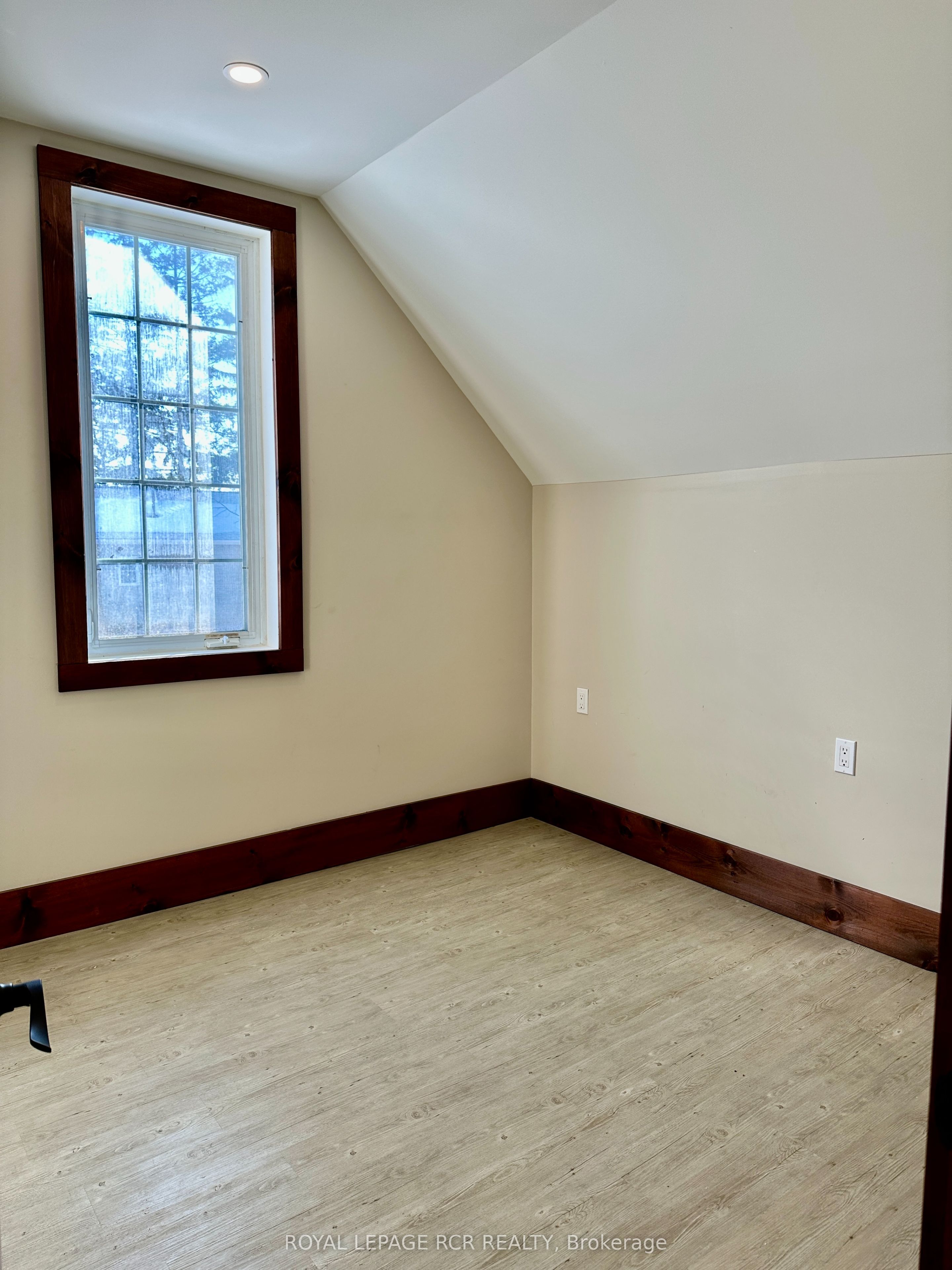 641 10th Avenue Property Photo 28