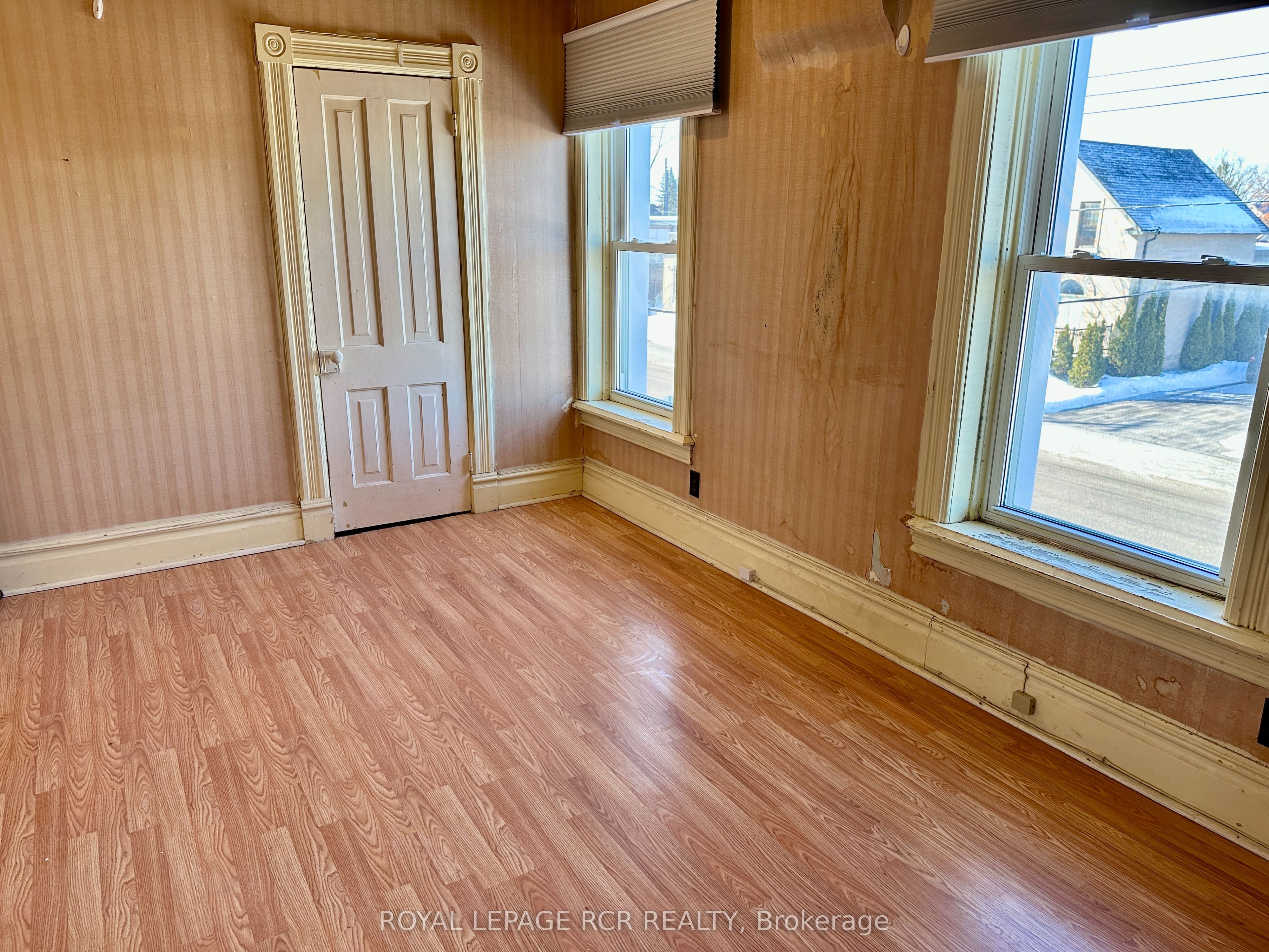 641 10th Avenue Property Photo 35