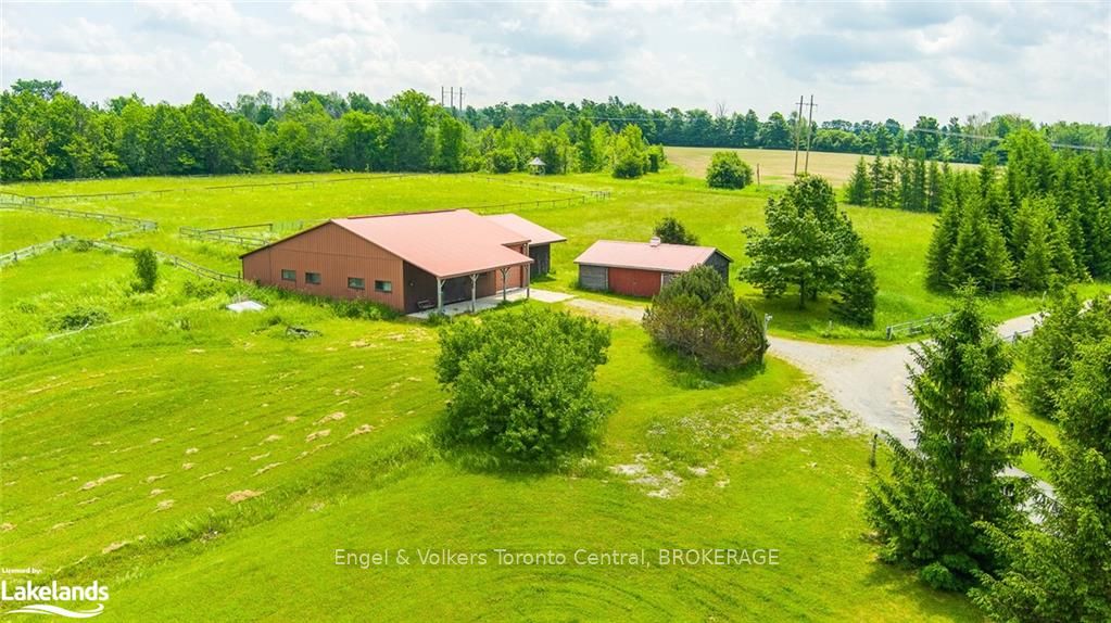 496083 Grey 2 Road Property Photo 43