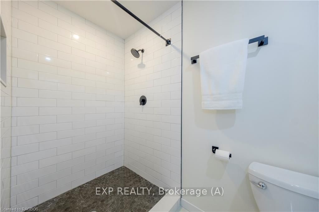 2640 9th Avenue Property Photo 14