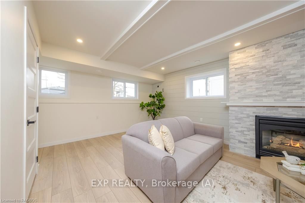 2640 9th Avenue Property Photo 16