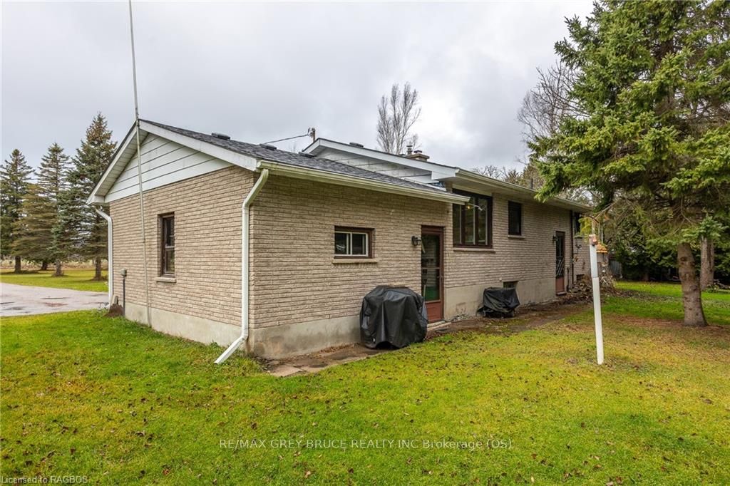 564 Municipal Road Property Photo 3