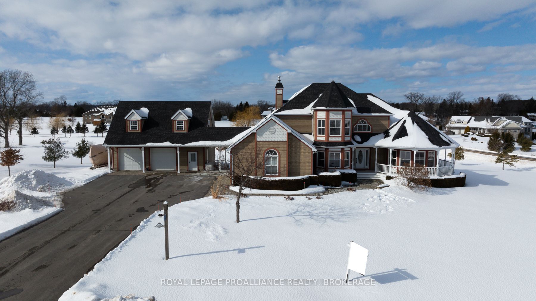 147 Island View Drive Property Photo