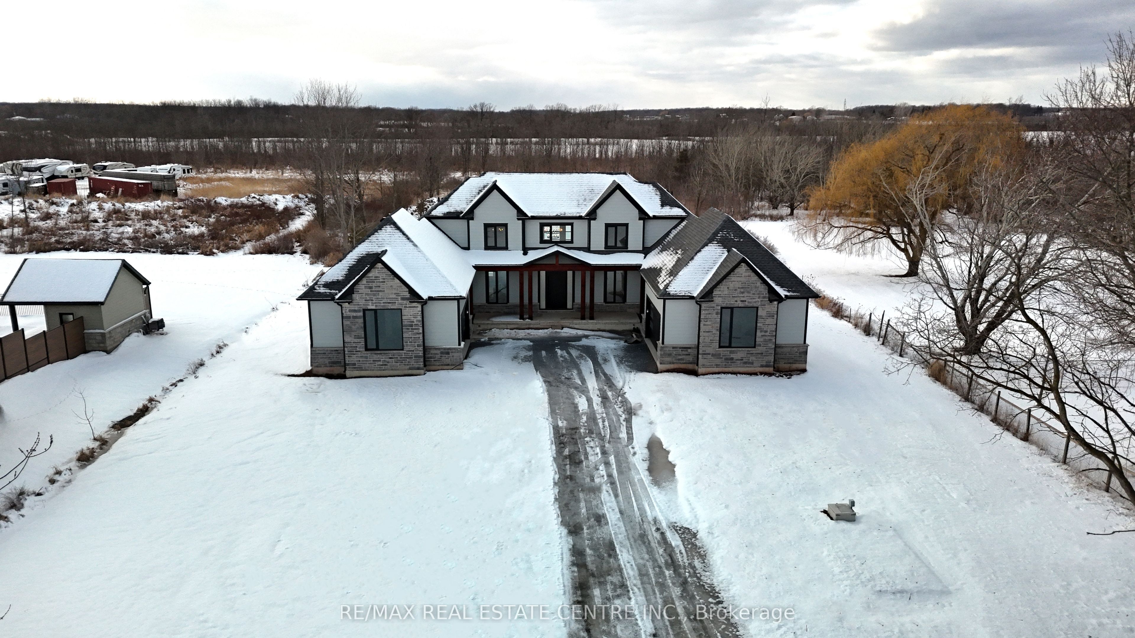 256 Mountain Road Property Photo