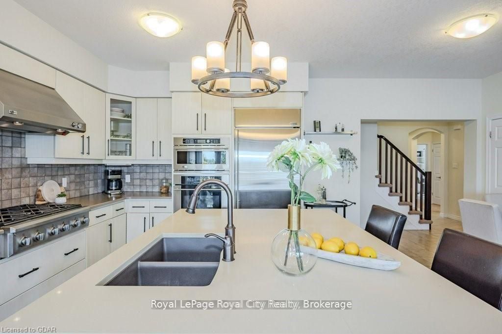 #28 - 19 Simmonds Drive Property Photo 12