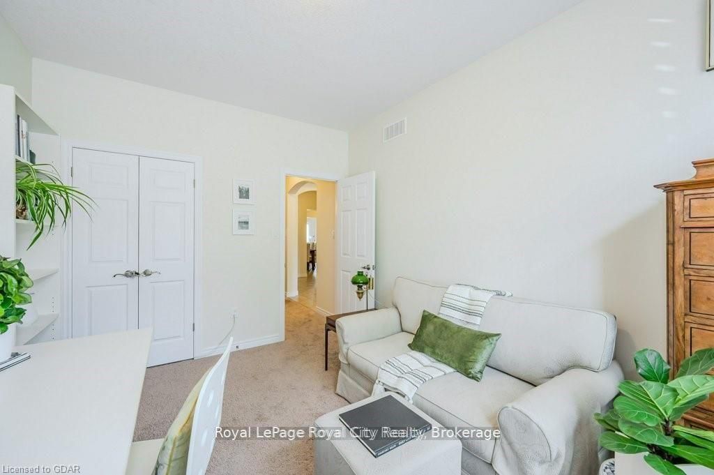 #28 - 19 Simmonds Drive Property Photo 19