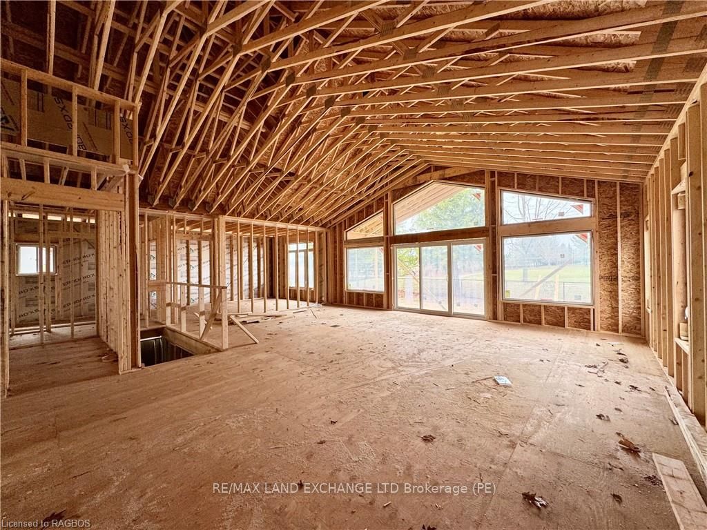 398 Frances Street Property Photo 3
