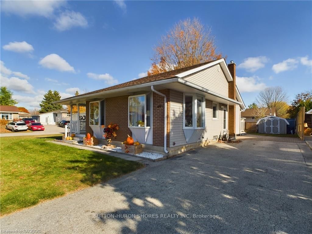 495 Ridge Street Property Photo 2
