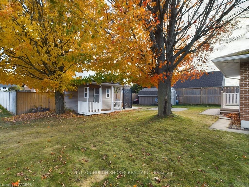 495 Ridge Street Property Photo 7
