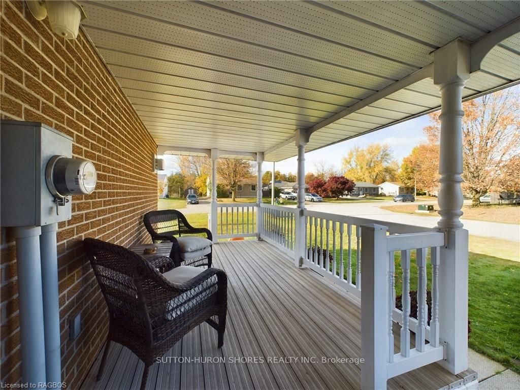 495 Ridge Street Property Photo 9
