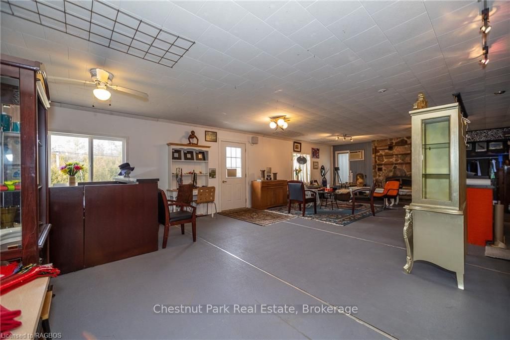 7078 Highway 6 Property Photo 8
