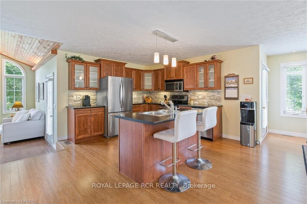 414 4th Street Property Photo 11