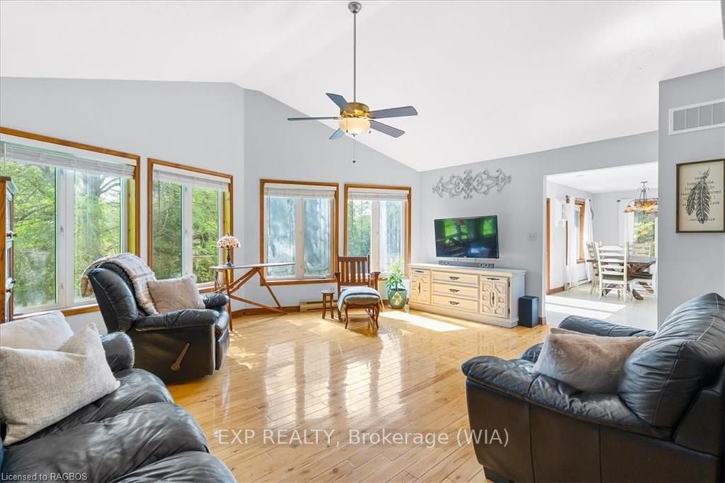 55 Forbes Road Property Photo 14