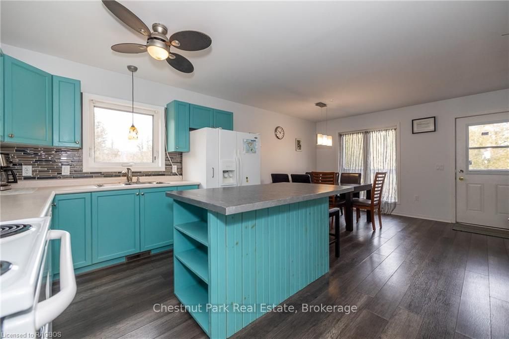 7078 Highway 6 Property Photo 5