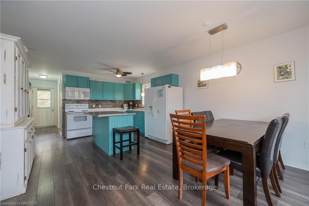 7078 Highway 6 Property Photo 6