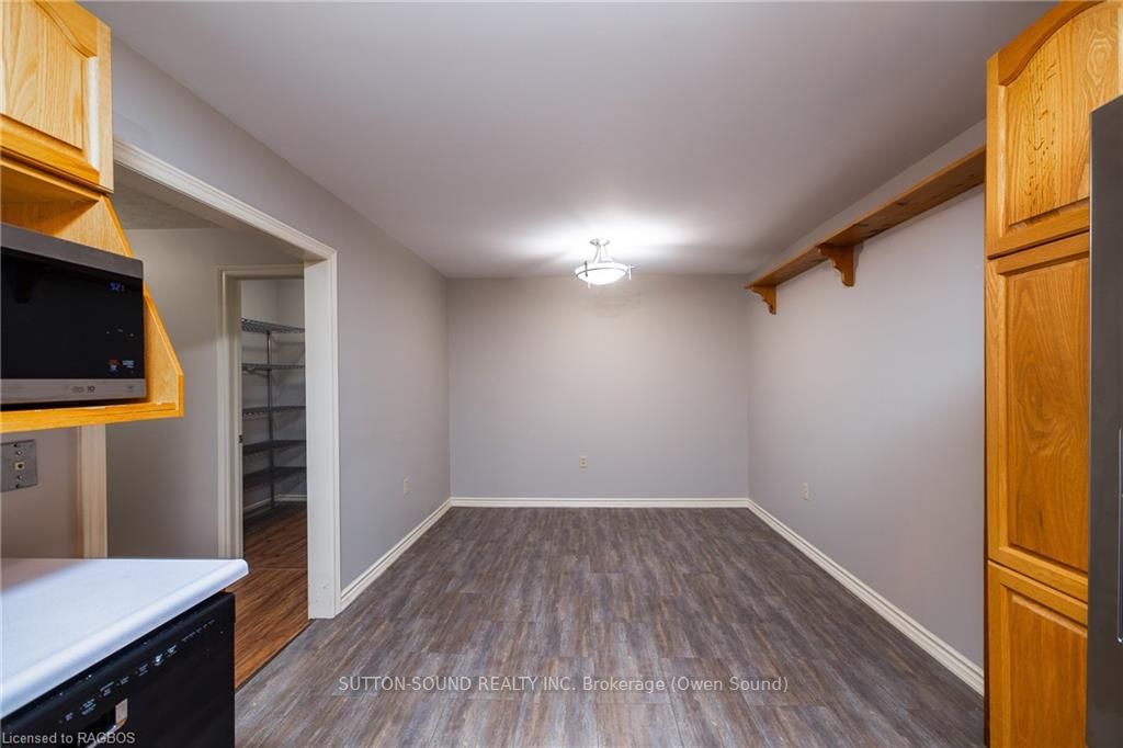 #210 - 2555 3rd Avenue Property Photo 9