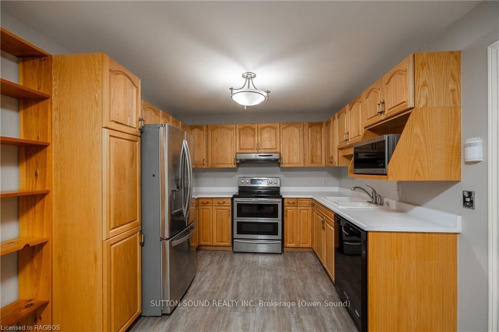 #210 - 2555 3rd Avenue Property Photo 10