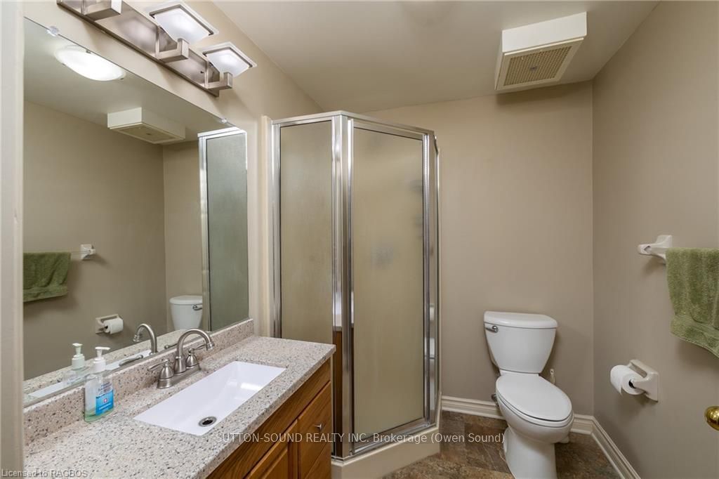 #210 - 2555 3rd Avenue Property Photo 22