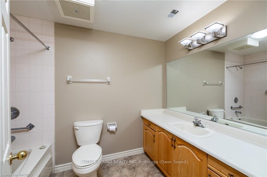 #210 - 2555 3rd Avenue Property Photo 23