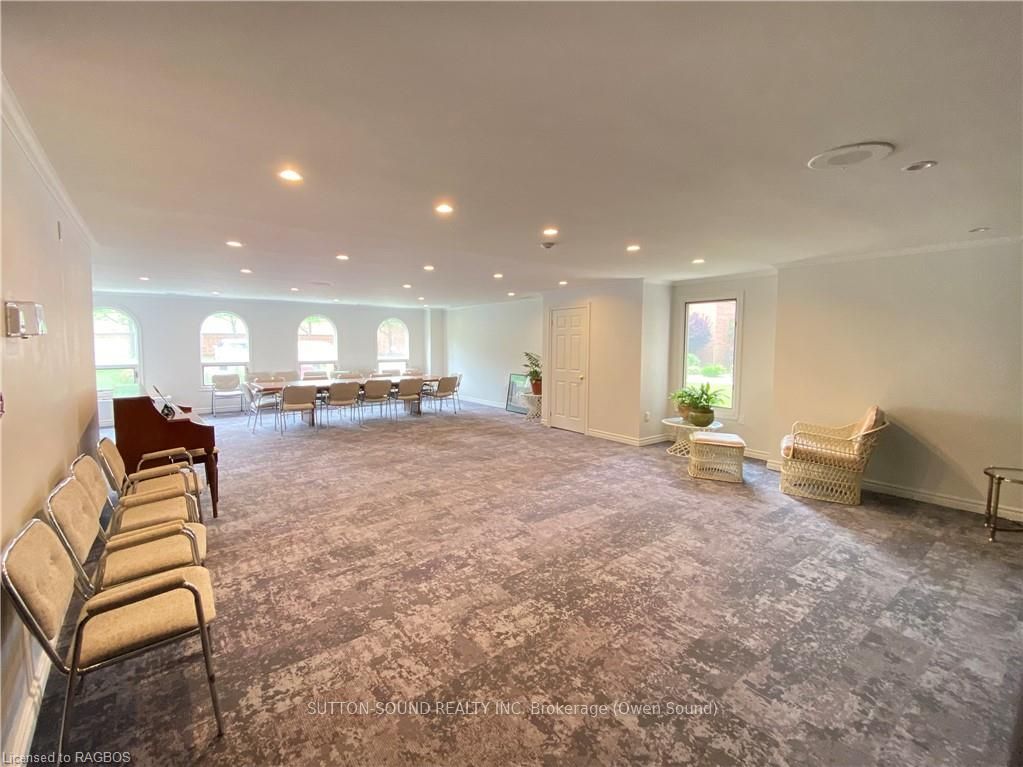 #210 - 2555 3rd Avenue Property Photo 29
