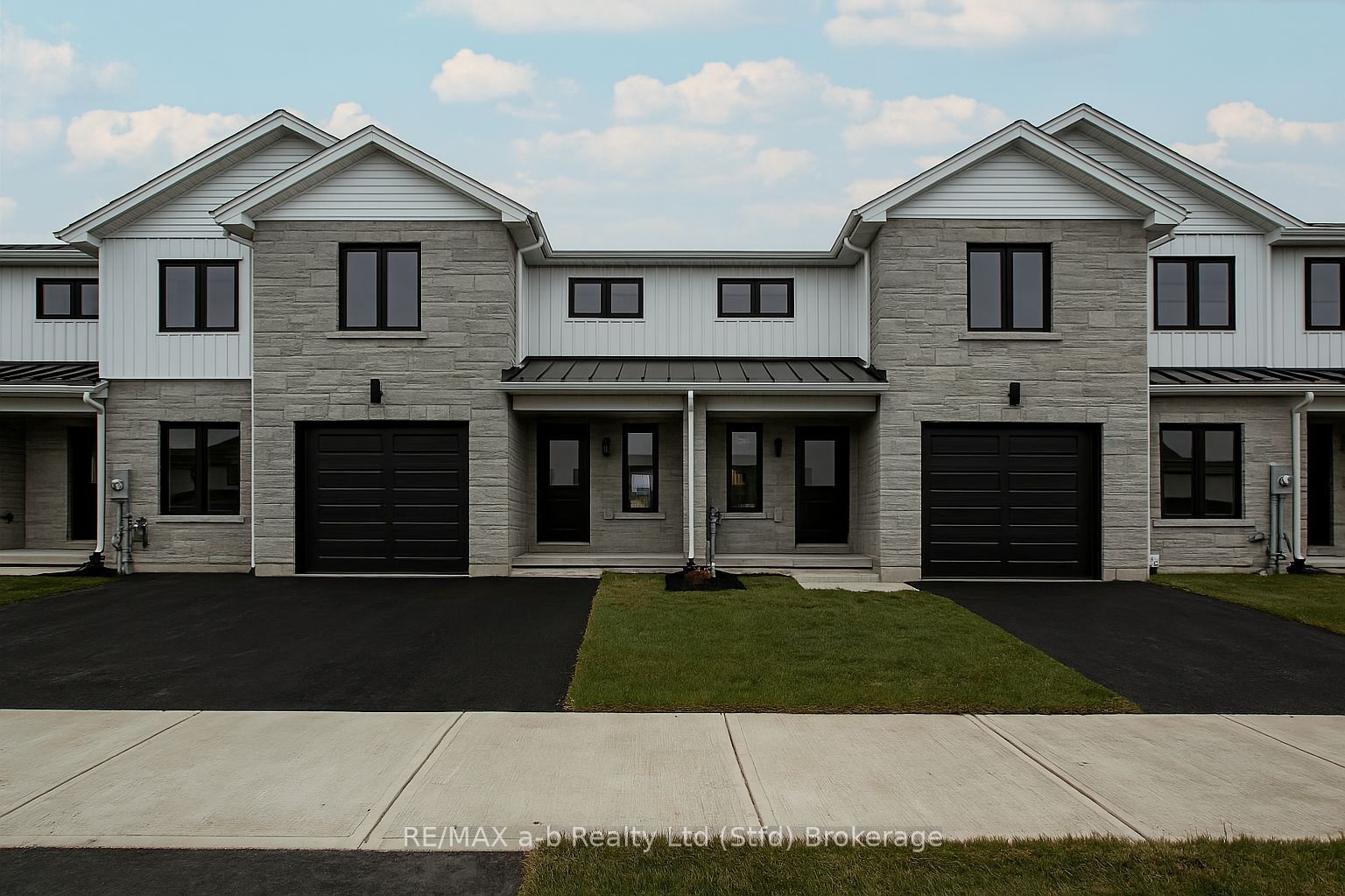 16 Linda Drive Property Photo