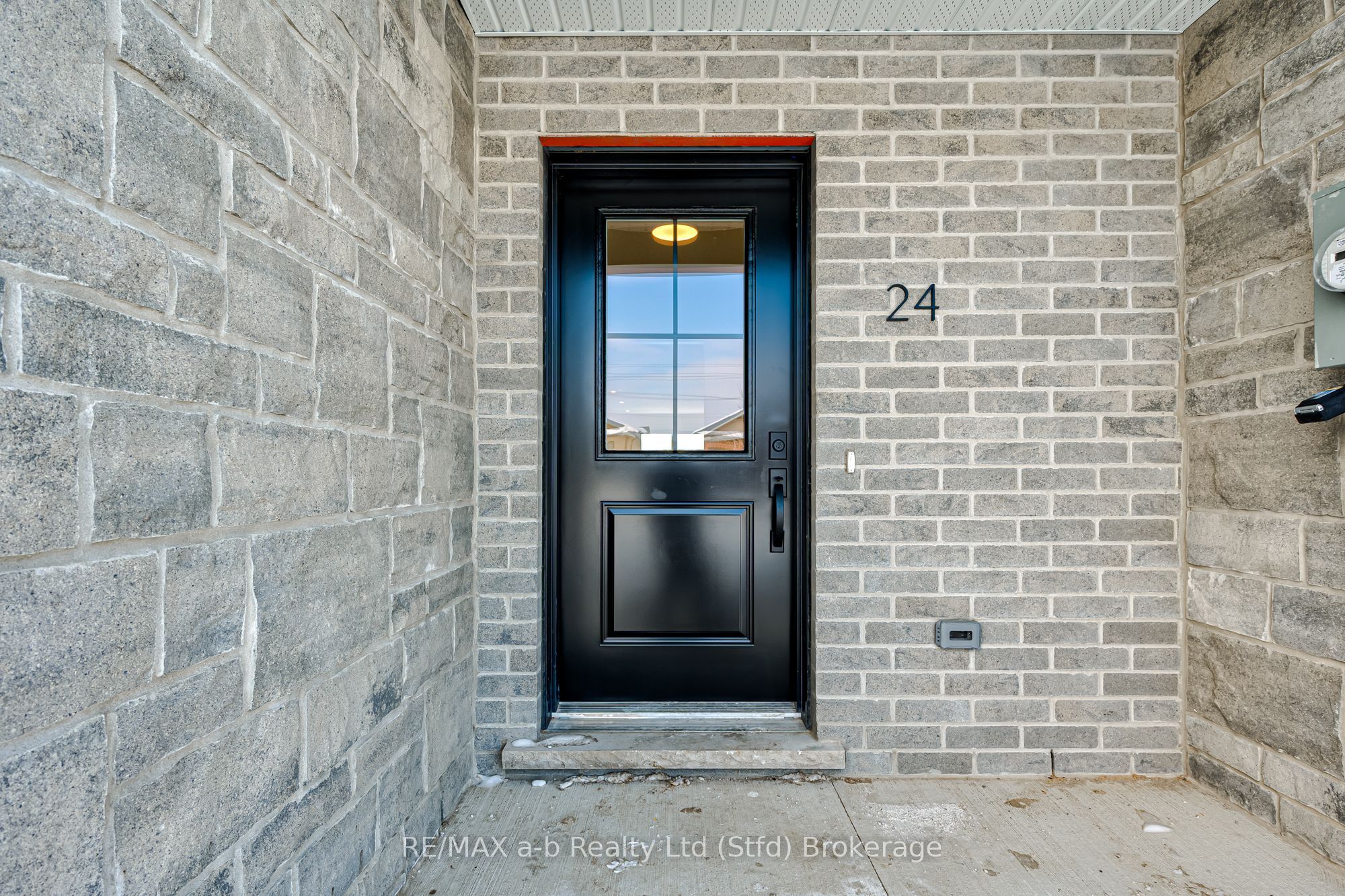 16 Linda Drive Property Photo 3