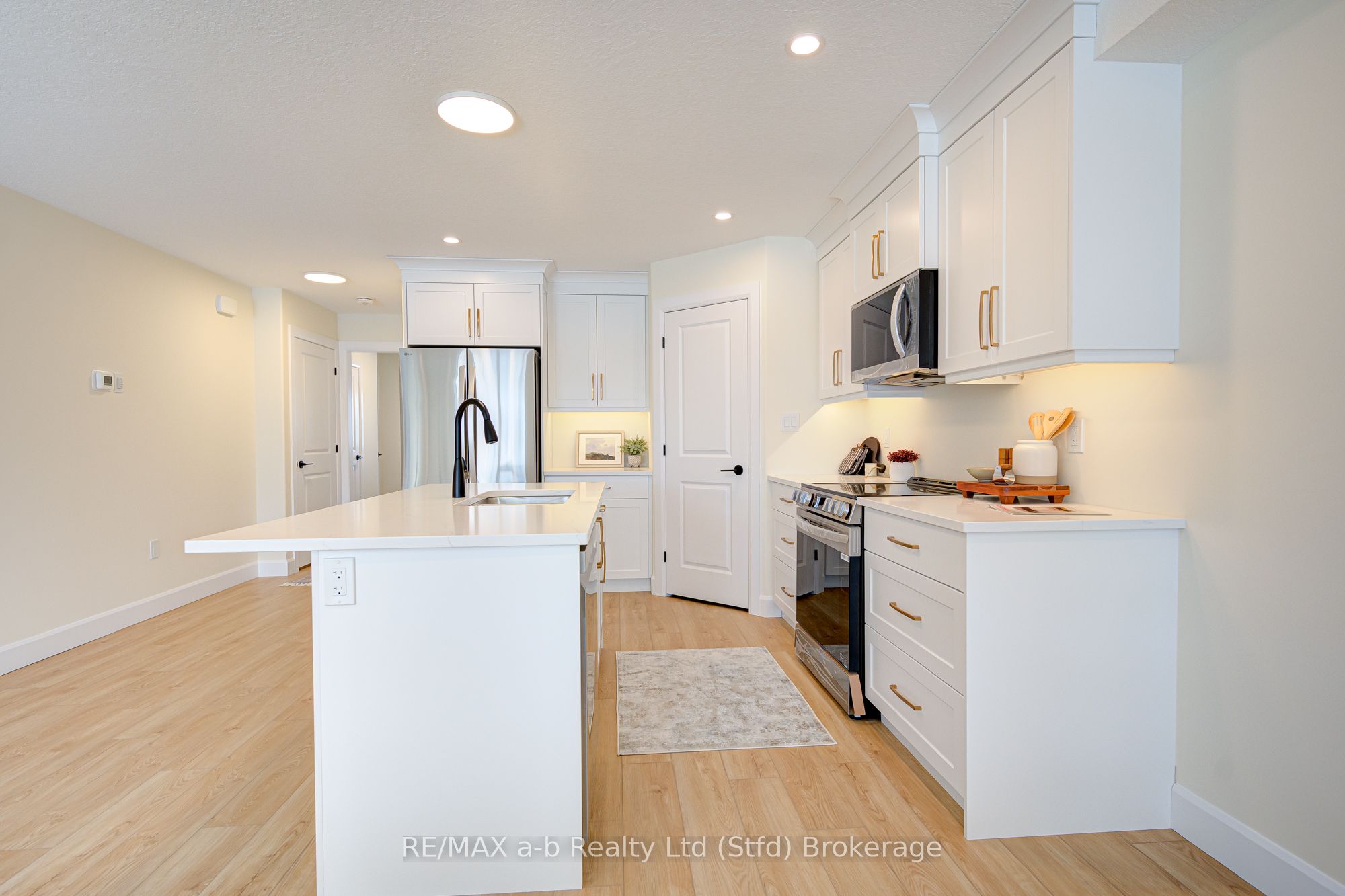 16 Linda Drive Property Photo 10