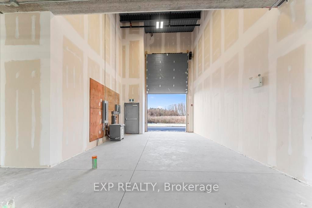 1042 Garner Road Property Photo 11