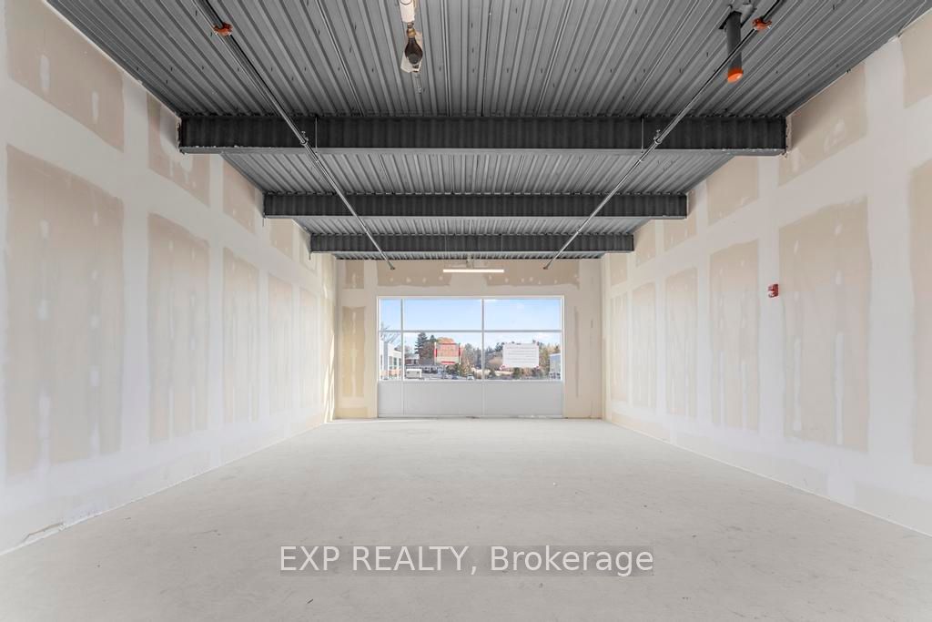 1042 Garner Road Property Photo 13