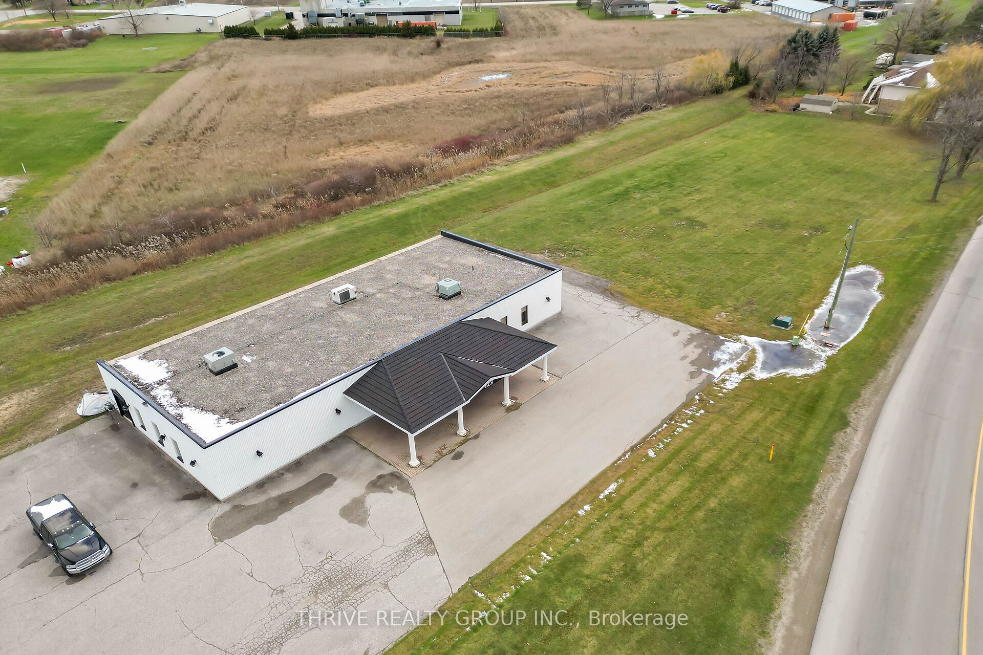123 King Street Property Photo 6