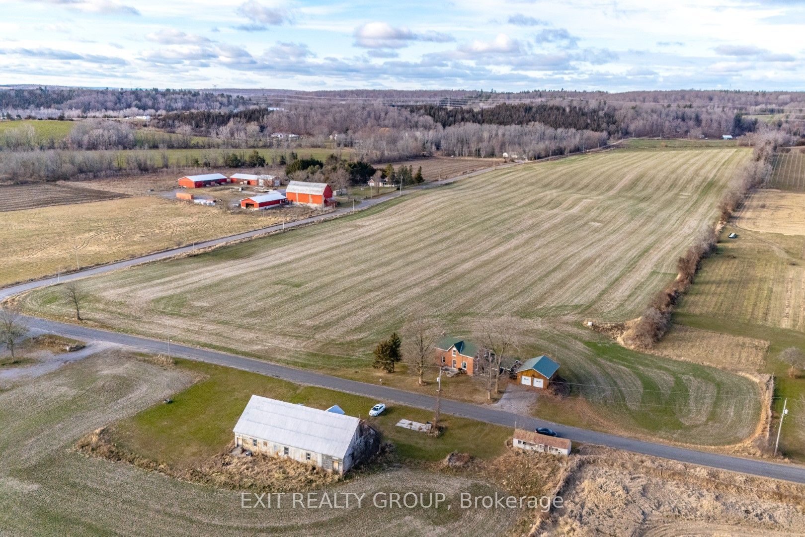926 Grills Road Property Photo