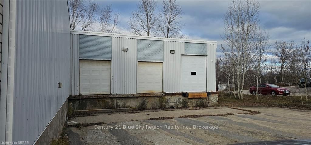 1810 Seymour Street Property Photo 4