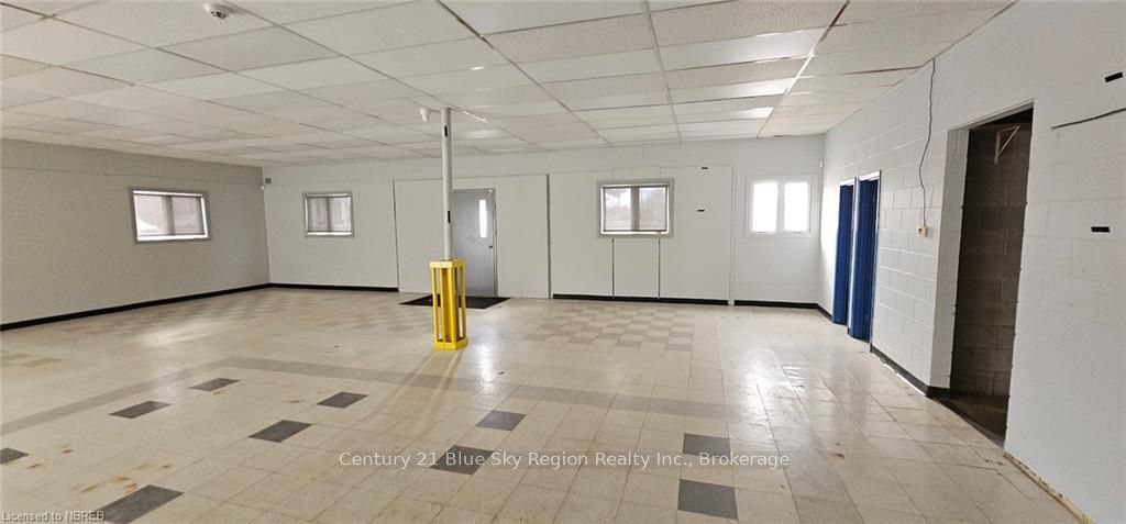 1810 Seymour Street Property Photo 6