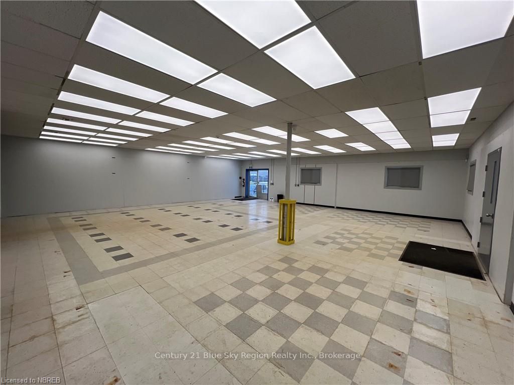 1810 Seymour Street Property Photo 8