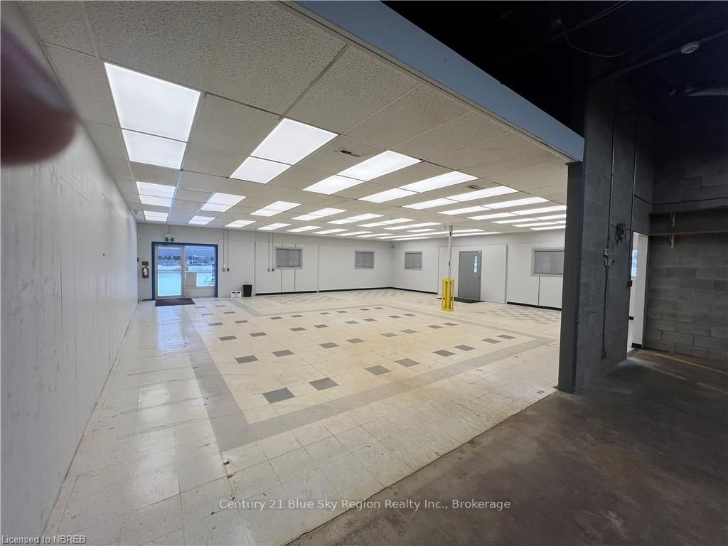 1810 Seymour Street Property Photo 11