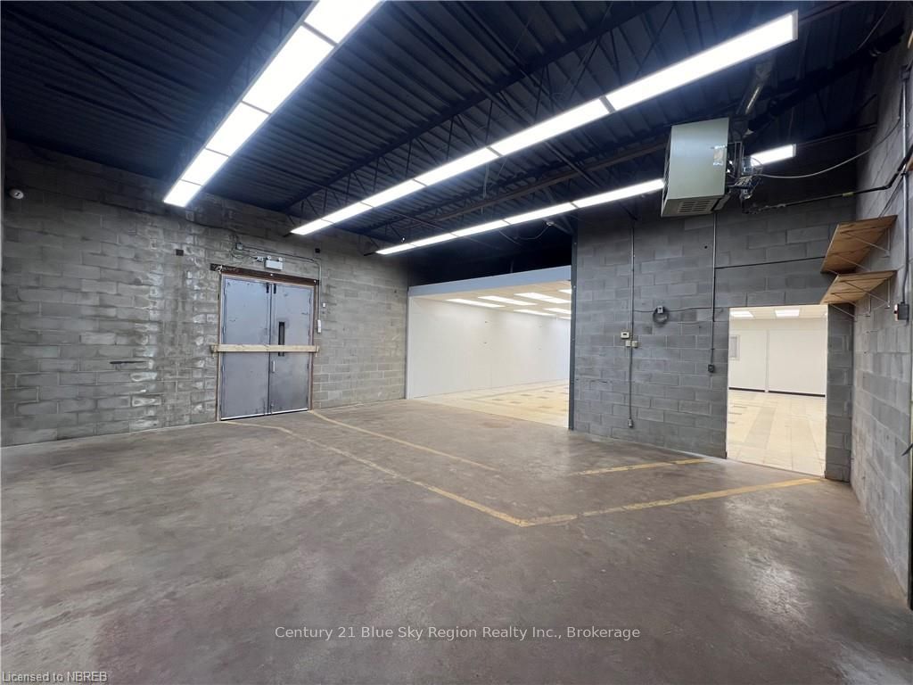 1810 Seymour Street Property Photo 18