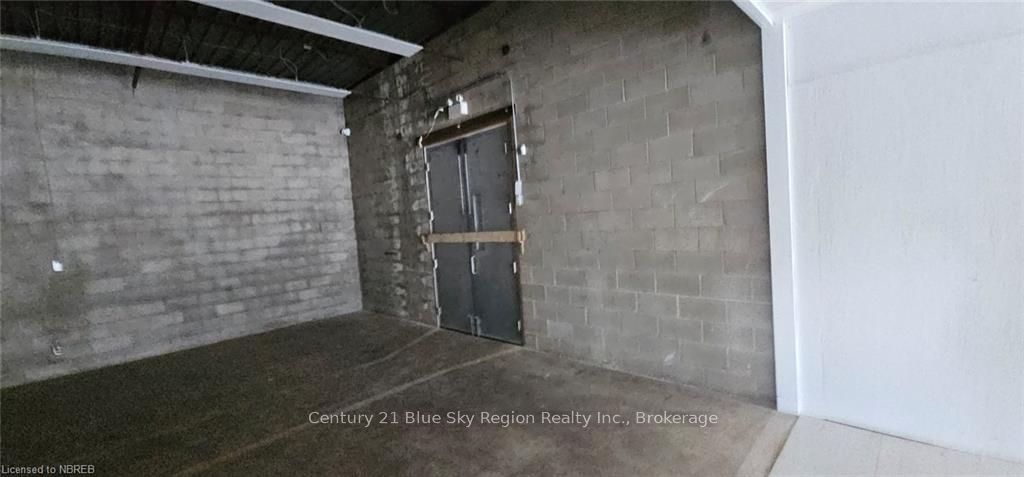 1810 Seymour Street Property Photo 21