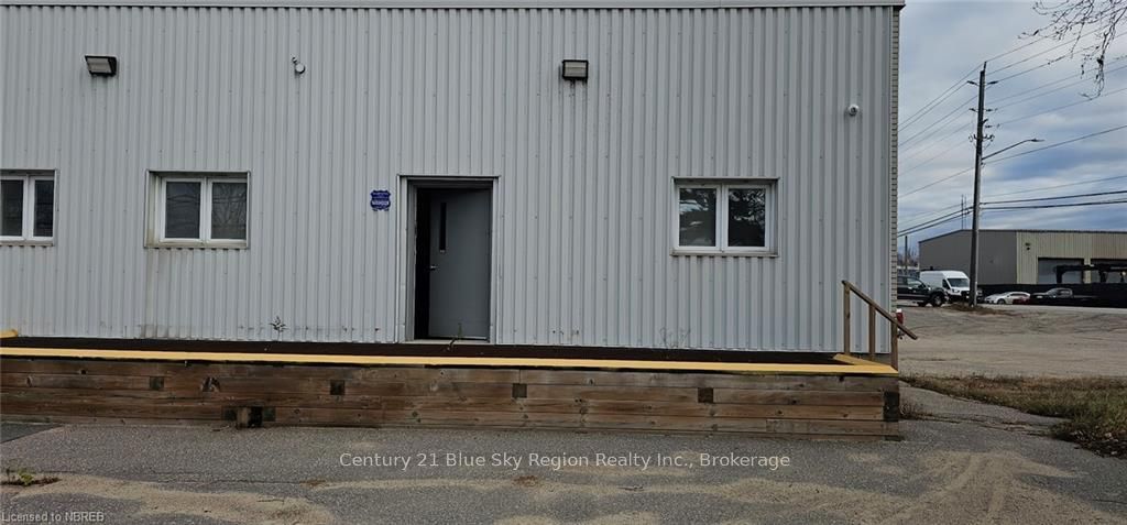1810 Seymour Street Property Photo 23