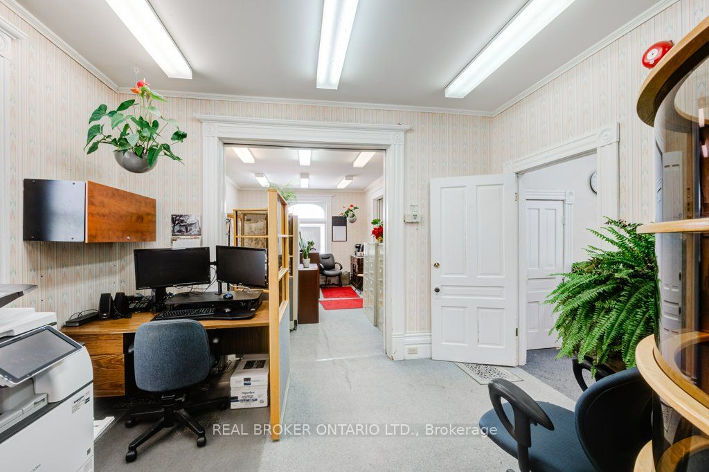 119 Water Street Property Photo 8