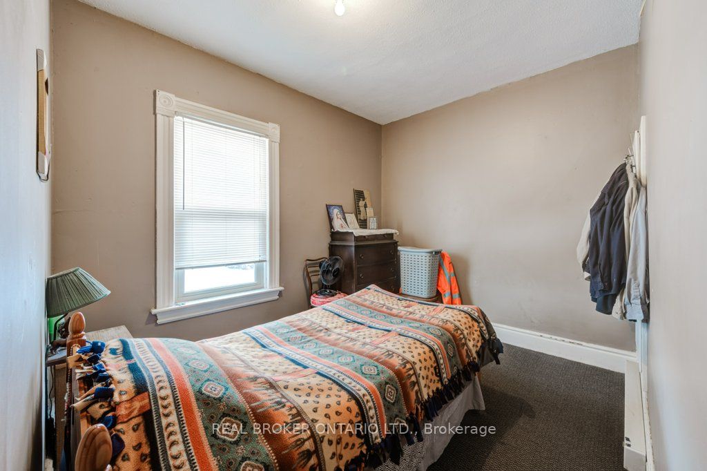 119 Water Street Property Photo 15