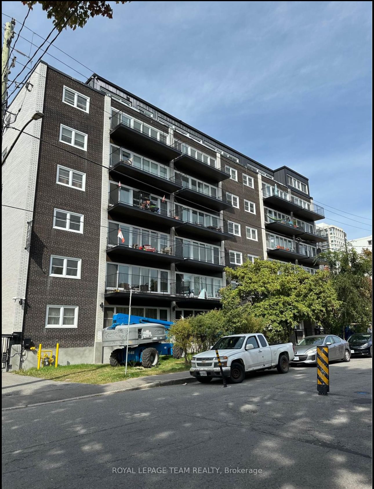 K1n 6b4 Real Estate Listings Main Image