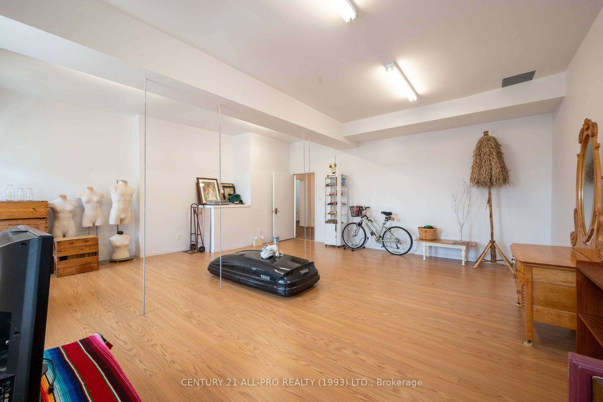40 King Street Property Photo 19