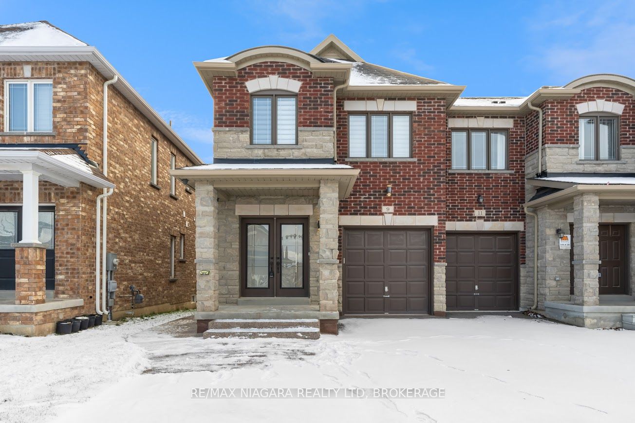 9 Bruton Street Property Photo 1