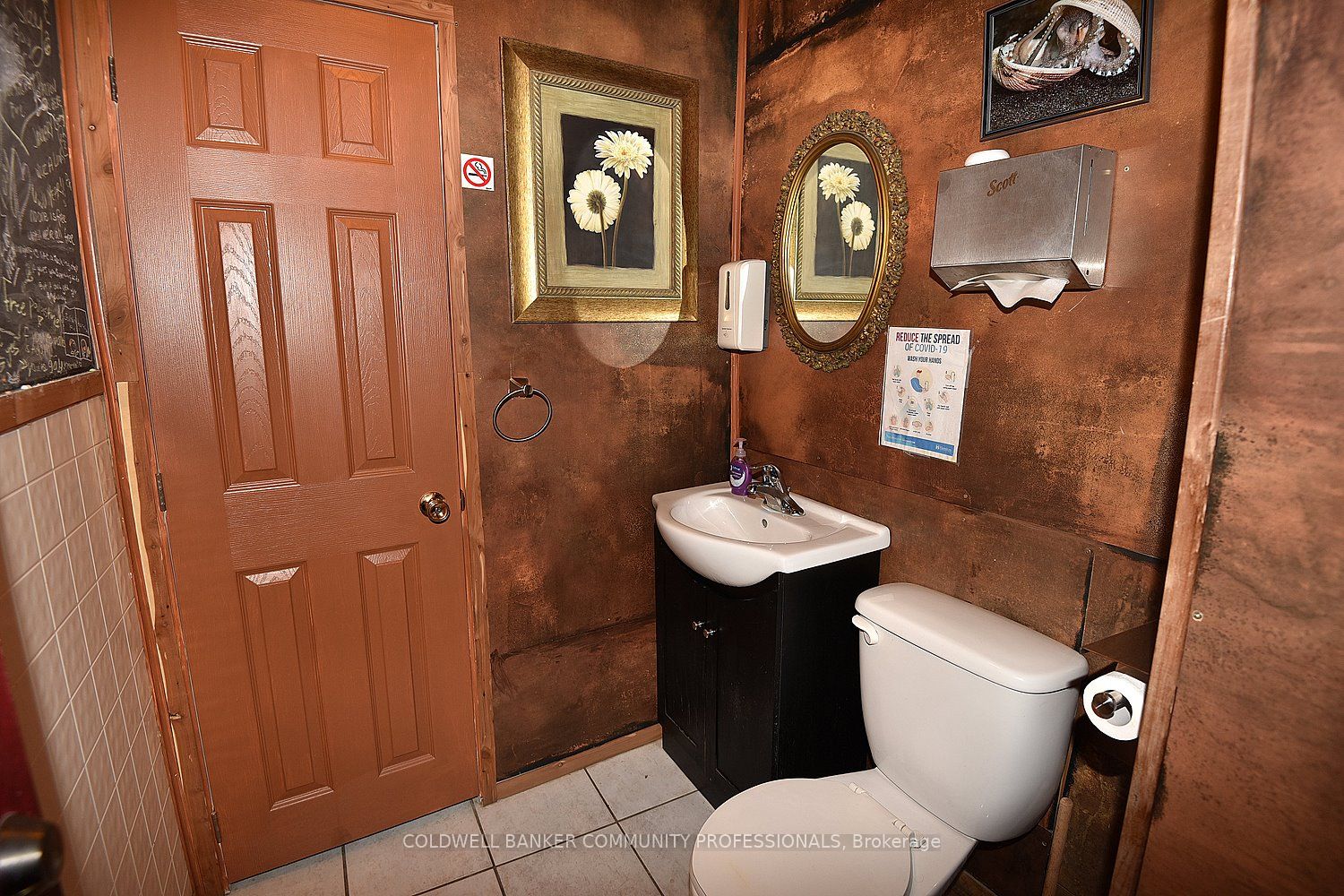 1523 Main Street Property Photo 17